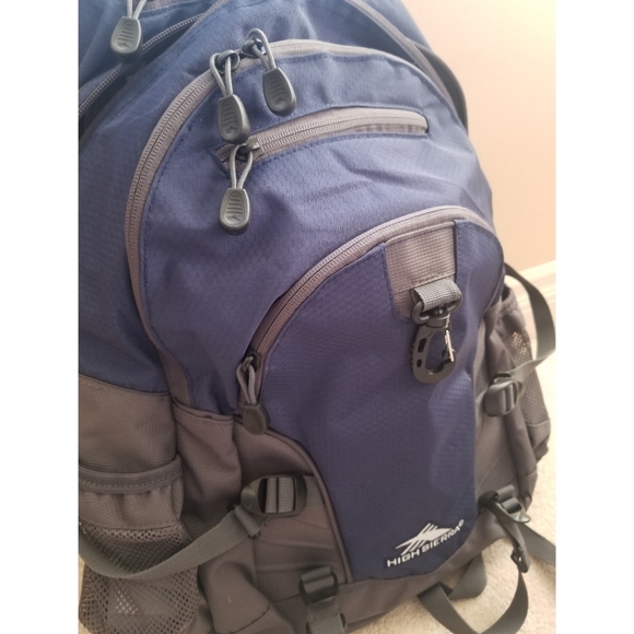 NWT HIKING HIGH SIERRA HEAVY DUTY HIKING BACKPACK - Picture 2 of 8
